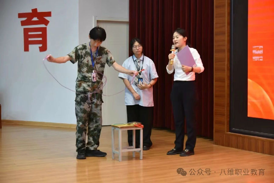 八維教育宿遷職業技術學院一起向未來越努力越幸運活動圓滿落幕