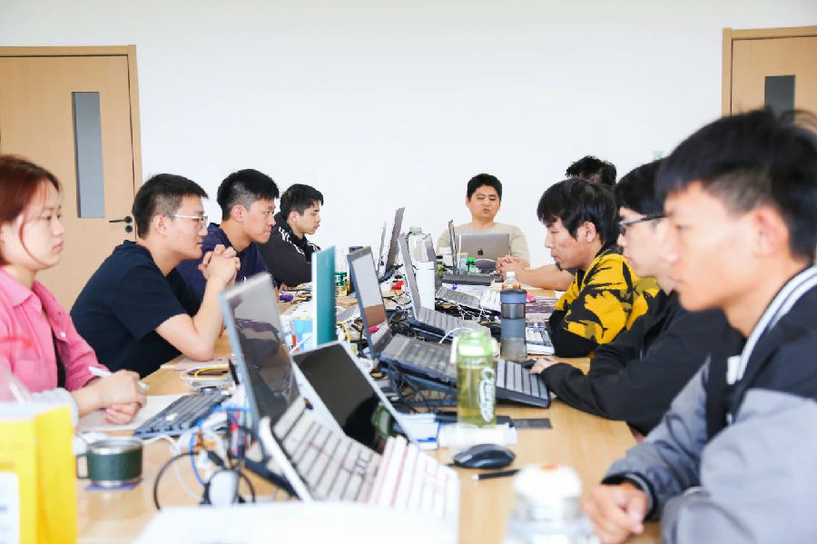 八維職業學校上海校區云計算專業8月份畢業班級喜報新鮮出爐